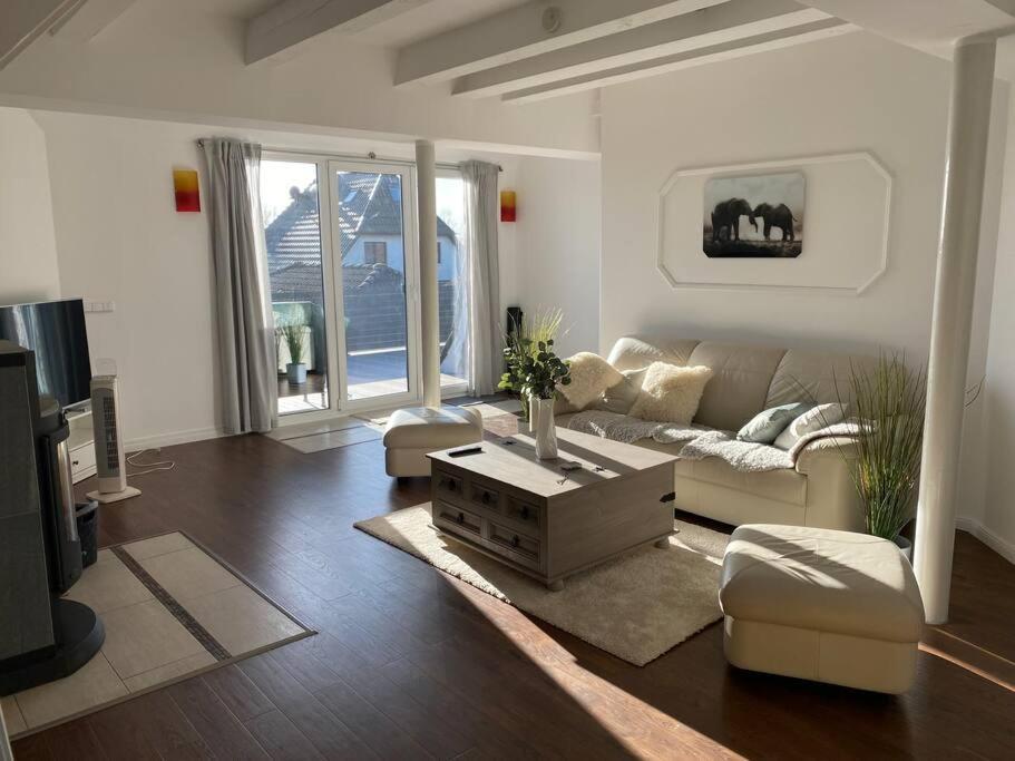 Stilvolle Ferienwohnung In Der Naehe Von Schwerin Dummer Exterior foto